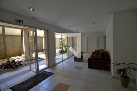 Apartamento para alugar com 50m², 2 quartos e 1 vaga Apartamento para alugar com 50m², 2 quartos e 1 vagaÁrea comum - Salão de festas