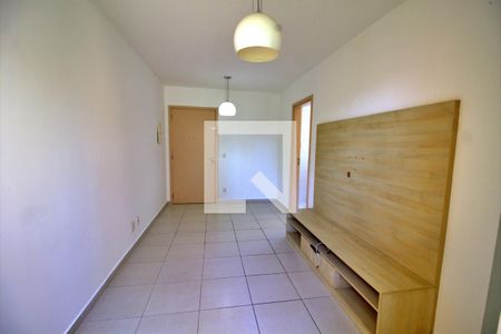 Apartamento para alugar com 50m², 2 quartos e 1 vaga Apartamento para alugar com 50m², 2 quartos e 1 vagaSala