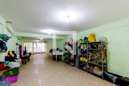 Casa à venda com 297m², 2 quartos e 1 vagaGaragem