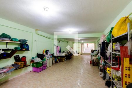 Casa à venda com 297m², 2 quartos e 1 vagaGaragem