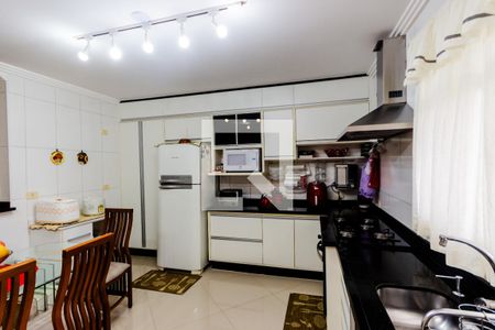 Casa à venda com 297m², 2 quartos e 1 vagaCozinha