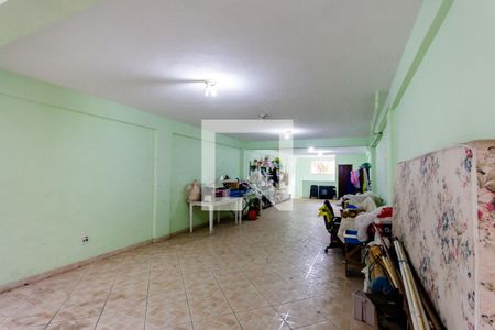 Casa à venda com 297m², 2 quartos e 1 vagaGaragem