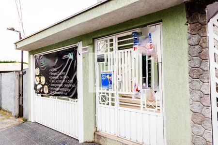 Casa à venda com 297m², 2 quartos e 1 vagaFachada