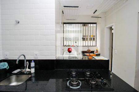 Cozinha de apartamento para alugar com 3 quartos, 97m² em Santo Antônio, Belo Horizonte