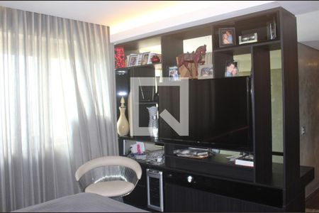 Suíte de apartamento para alugar com 3 quartos, 175m² em Vila da Serra, Nova Lima