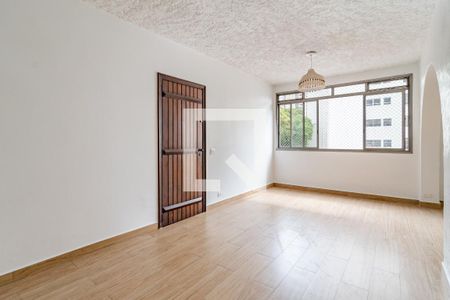 Apartamento à venda com 107m², 2 quartos e 1 vagaSala