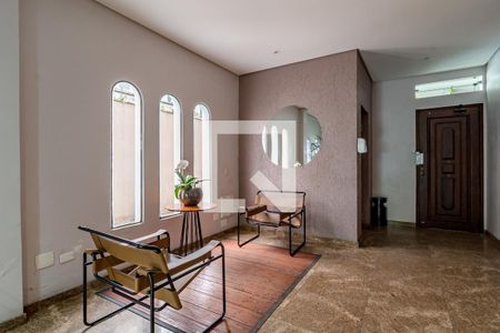 Apartamento à venda com 107m², 2 quartos e 1 vagaHall de entrada