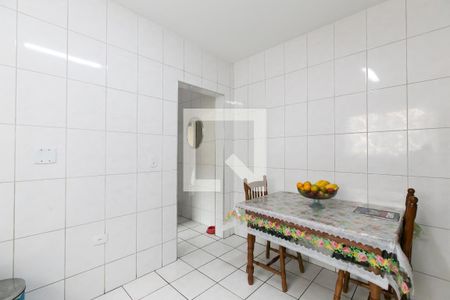 Casa à venda com 550m², 6 quartos e 3 vagas Casa à venda com 550m², 6 quartos e 3 vagasCozinha