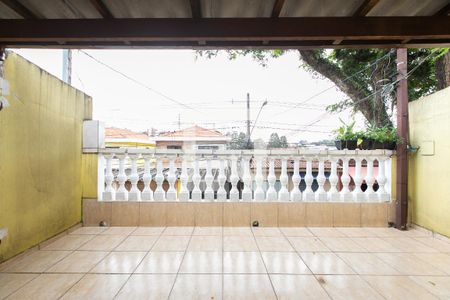 Casa à venda com 550m², 6 quartos e 3 vagas Casa à venda com 550m², 6 quartos e 3 vagasVaranda do Quarto