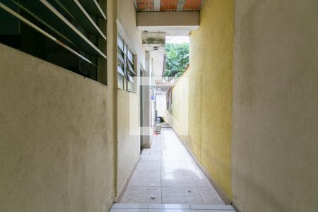 Casa à venda com 550m², 6 quartos e 3 vagas Casa à venda com 550m², 6 quartos e 3 vagasCorredor