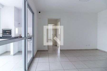 Sala de apartamento para alugar com 2 quartos, 85m² em Esplanada, Embu das Artes