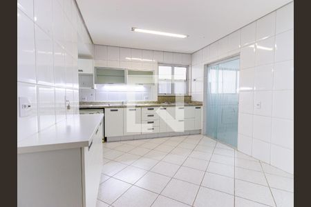 Apartamento para alugar com 158m², 4 quartos e 4 vagas Apartamento para alugar com 158m², 4 quartos e 4 vagasCozinha