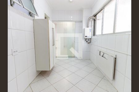 Apartamento para alugar com 158m², 4 quartos e 4 vagas Apartamento para alugar com 158m², 4 quartos e 4 vagasÁrea de Serviço