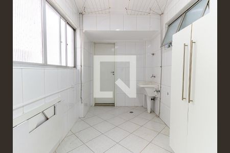 Apartamento para alugar com 158m², 4 quartos e 4 vagas Apartamento para alugar com 158m², 4 quartos e 4 vagasÁrea de Serviço