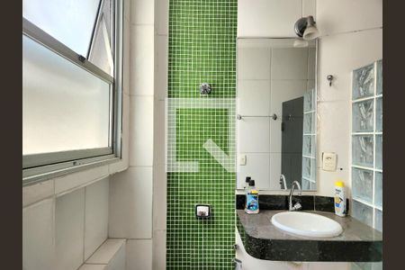 Apartamento à venda com 166m², 3 quartos e sem vaga Apartamento à venda com 166m², 3 quartos e sem vagaBanheiro 2