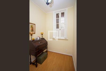 Casa à venda com 200m², 6 quartos e 3 vagas Casa à venda com 200m², 6 quartos e 3 vagasQuarto 3