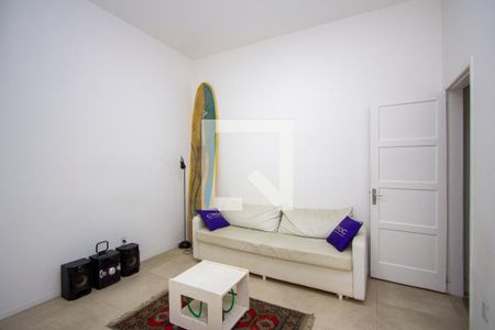 Sala 2 de casa para alugar com 6 quartos, 200m² em Icaraí, Niterói