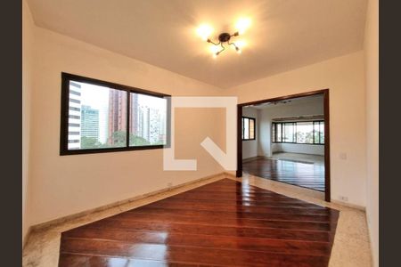Apartamento à venda com 4 quartos, 236m² em Vila Suzana, São Paulo