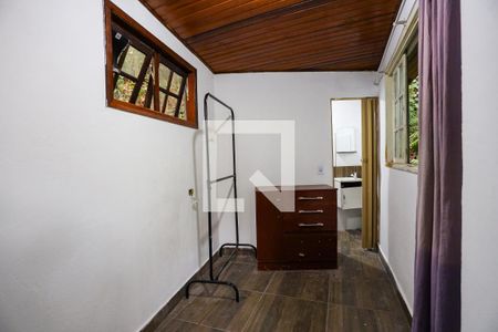 Quarto  de kitnet/studio para alugar com 1 quarto, 15m² em Parque Frondoso, Cotia