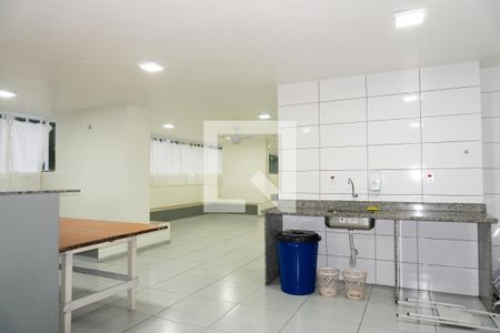 Apartamento à venda com 73m², 2 quartos e sem vagaÁrea comum - Salão de festas