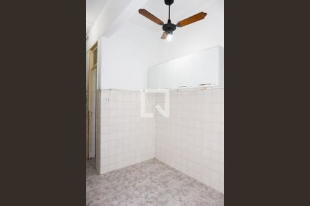 Apartamento à venda com 73m², 2 quartos e sem vagaCozinha