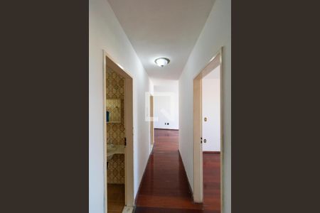 Apartamento para alugar com 80m², 3 quartos e sem vaga Apartamento para alugar com 80m², 3 quartos e sem vagaCorredor