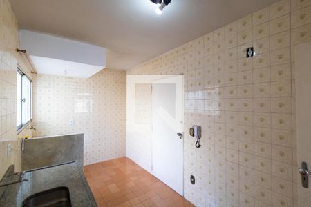Apartamento para alugar com 80m², 3 quartos e sem vaga Apartamento para alugar com 80m², 3 quartos e sem vagaCozinha