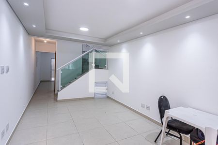 Sala de casa à venda com 3 quartos, 100m² em Vila Pereira Cerca, São Paulo
