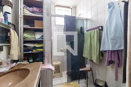 Casa à venda com 130m², 2 quartos e 2 vagasBanheiro