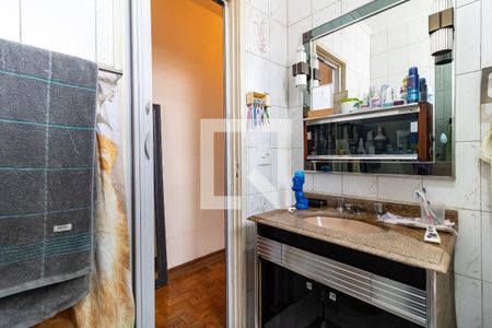 Casa à venda com 130m², 2 quartos e 2 vagasBanheiro