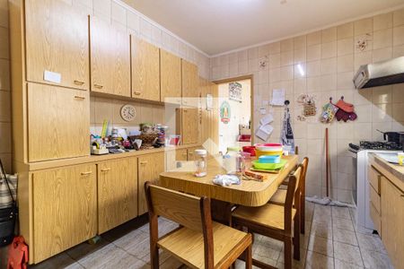 Casa à venda com 130m², 2 quartos e 2 vagasCozinha