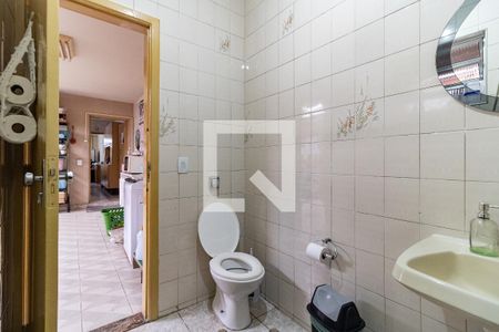 Casa à venda com 130m², 2 quartos e 2 vagasBanheiro da Área Externa