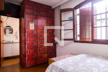 Casa à venda com 187m², 3 quartos e 2 vagasSuíte 2