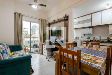 Sala de apartamento à venda com 2 quartos, 49m² em Barra da Tijuca, Rio de Janeiro