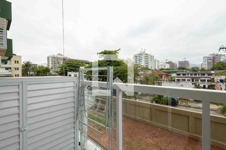 Varanda de apartamento à venda com 2 quartos, 49m² em Barra da Tijuca, Rio de Janeiro