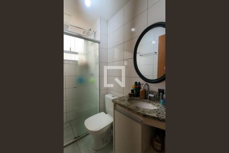 Banheiro de apartamento para alugar com 2 quartos, 69m² em Brasiléia, Betim