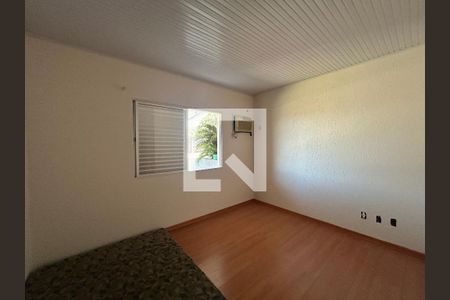 Quarto 1 de casa para alugar com 4 quartos, 156m² em Rincão, Novo Hamburgo