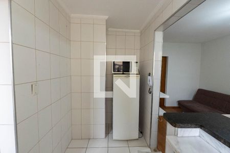 Apartamento para alugar com 48m², 2 quartos e 1 vaga Apartamento para alugar com 48m², 2 quartos e 1 vagaCozinha e Área de Serviço