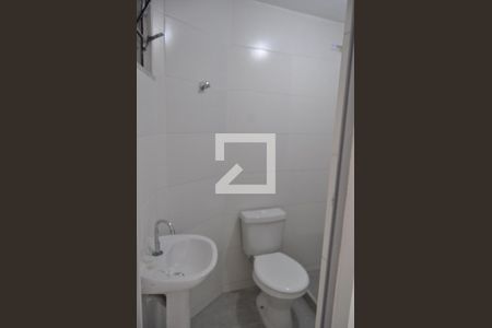 Banheiro de casa à venda com 2 quartos, 35m² em Engenho de Dentro, Rio de Janeiro