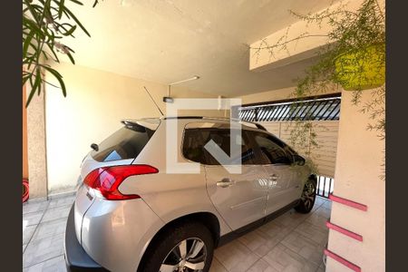 Garagem de casa para alugar com 3 quartos, 80m² em Americanópolis, São Paulo