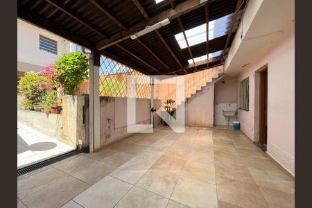 Área externa de casa para alugar com 3 quartos, 80m² em Americanópolis, São Paulo