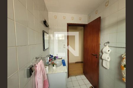 Apartamento para alugar com 135m², 3 quartos e 1 vaga Apartamento para alugar com 135m², 3 quartos e 1 vagaBanheiro dos Quartos