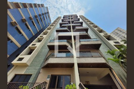 Apartamento para alugar com 135m², 3 quartos e 1 vaga Apartamento para alugar com 135m², 3 quartos e 1 vagaFachada