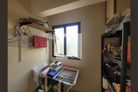 Apartamento para alugar com 135m², 3 quartos e 1 vaga Apartamento para alugar com 135m², 3 quartos e 1 vagaQuarto de Serviço