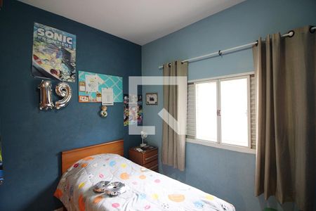 Casa à venda com 213m², 4 quartos e 2 vagasQuarto 2