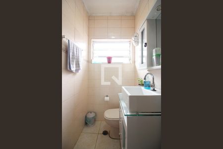 Casa à venda com 213m², 4 quartos e 2 vagasBanheiro Social