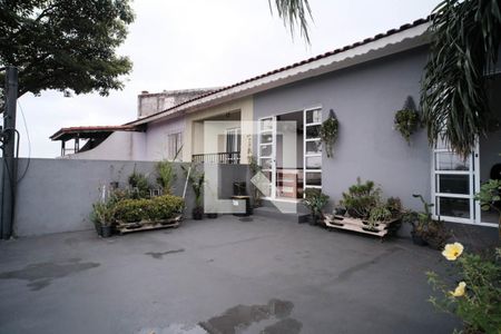 Casa à venda com 150m², 3 quartos e 2 vagasÁrea externa 