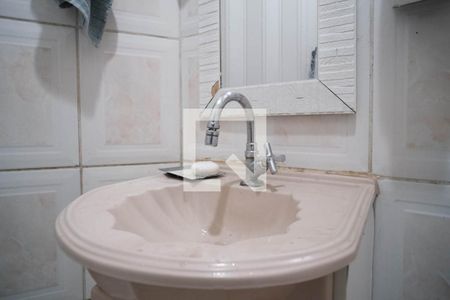 Casa à venda com 150m², 3 quartos e 2 vagasBanheiro 1