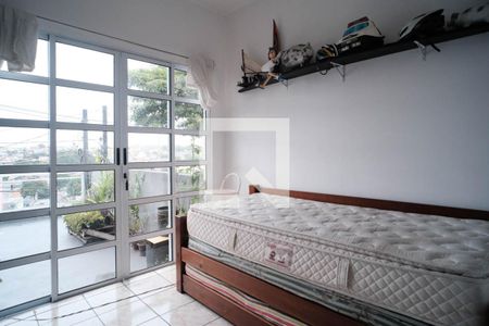 Casa à venda com 150m², 3 quartos e 2 vagasQuarto 2 