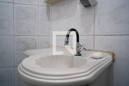 Casa à venda com 150m², 3 quartos e 2 vagasBanheiro 2 